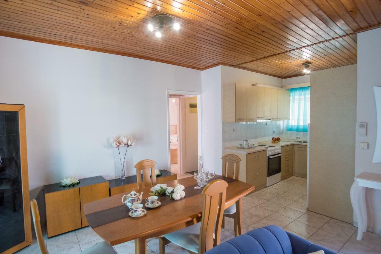 Aelia Apartment Превеза Экстерьер фото